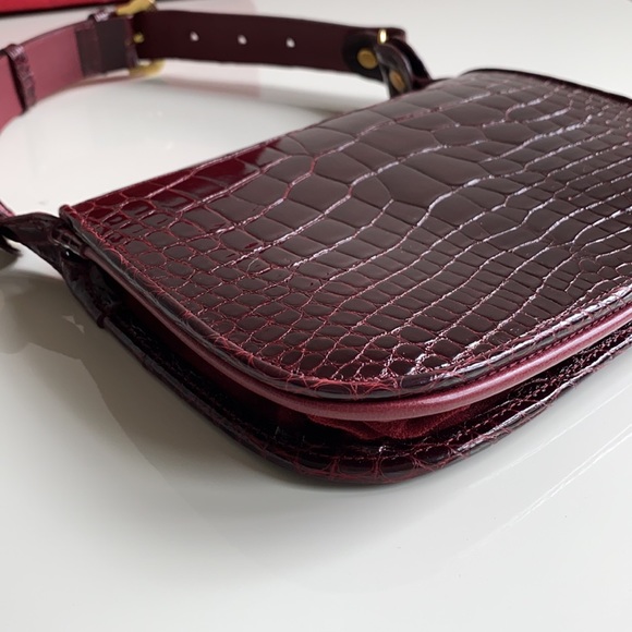 Cartier Vintage Must de Cartier Red Burgundy Crocodile Leather Bag. - Picture 7 of 17